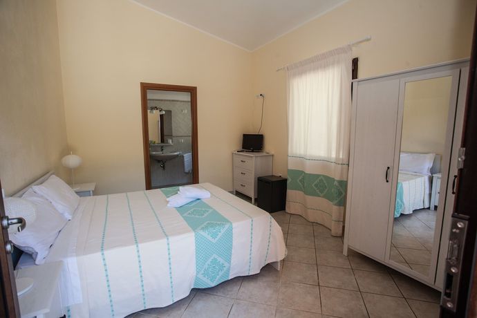 Imagen de la habitación del Hotel New Barcavela. Foto 4