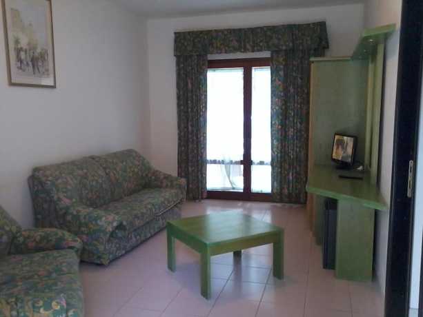 Imagen de la habitación del Hotel New Barcavela. Foto 16