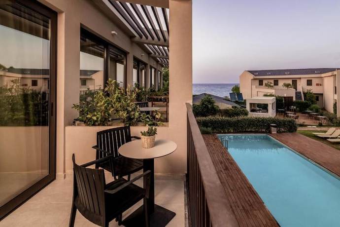Imagen de los exteriores del Hotel New Beach, Zante. Foto 12