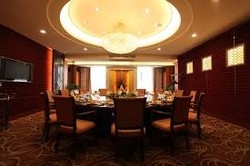 Imagen del bar/restaurante del Hotel New Beacon International, Jianghan. Foto 2