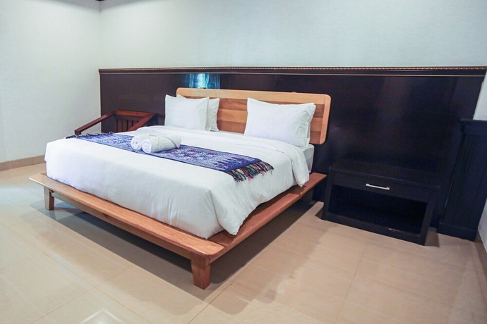 Imagen de la habitación del Hotel New Bintang Mandalika. Foto 7