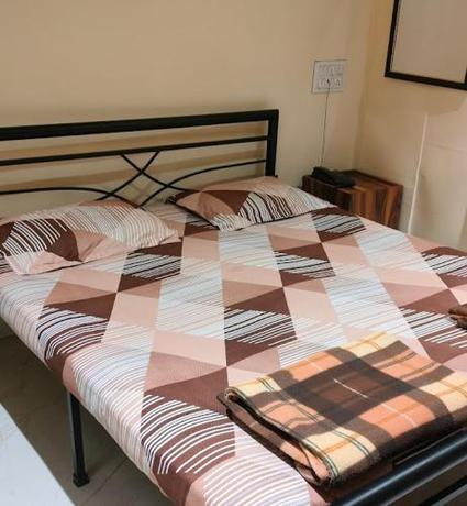 Imagen general del Hotel New Bombay Lodge Akola. Foto 7