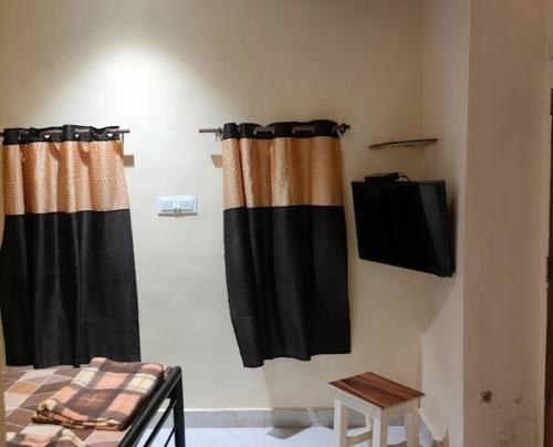 Imagen general del Hotel New Bombay Lodge Akola. Foto 8