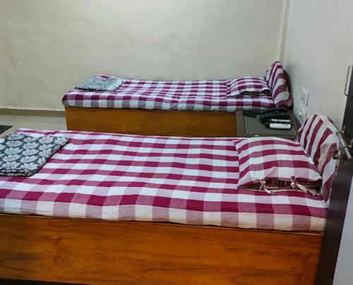 Imagen general del Hotel New Bombay Lodge Akola. Foto 9