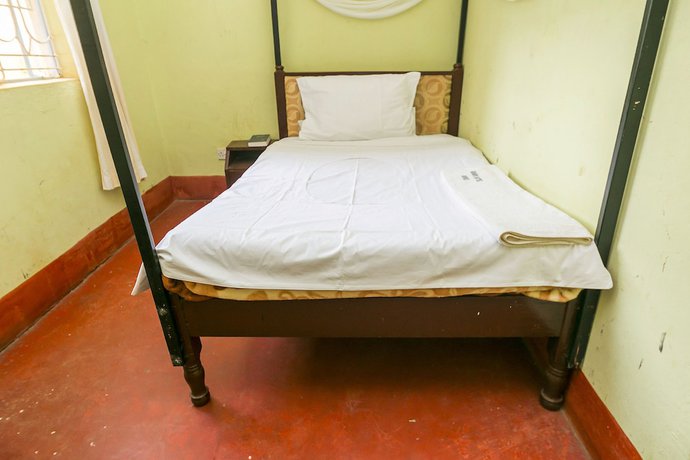 Imagen de la habitación del Hotel New Bondo. Foto 11