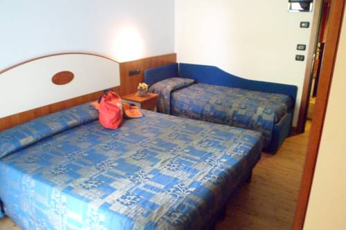 Imagen de la habitación del Hotel New Bristol Sport. Foto 6