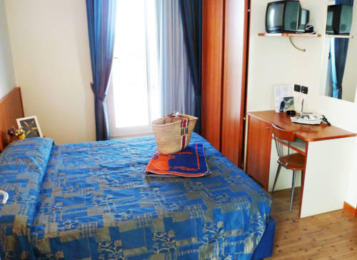 Imagen de la habitación del Hotel New Bristol Sport. Foto 9