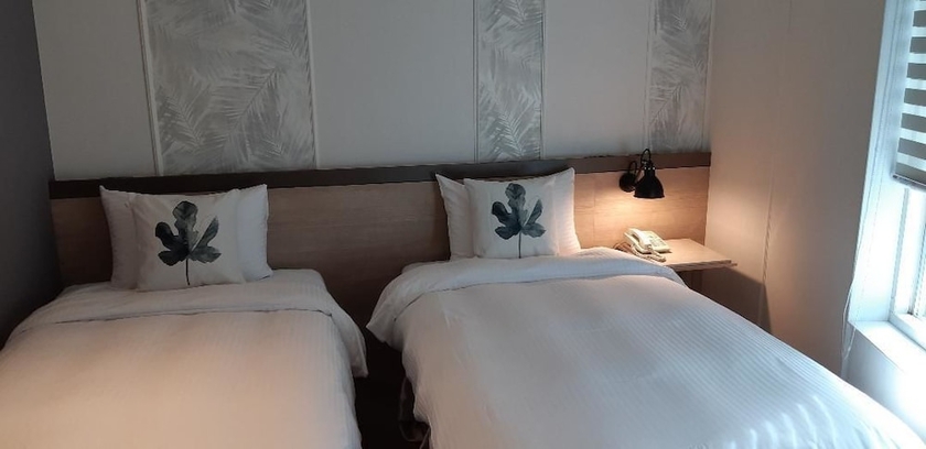 Imagen de la habitación del Hotel New California. Foto 5