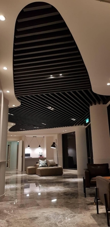 Imagen de los interiores del Hotel New California. Foto 15