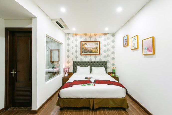 Imagen de la habitación del Hotel New Century Cau Giay. Foto 3