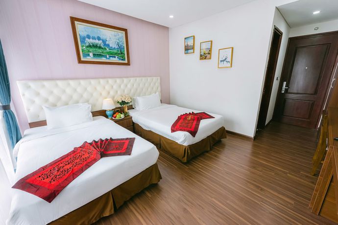 Imagen de la habitación del Hotel New Century Cau Giay. Foto 9