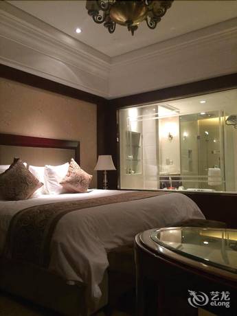 Imagen de la habitación del Hotel New Century Grand Hotel Huaian. Foto 5