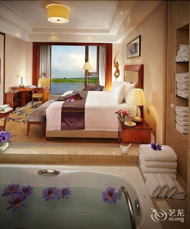 Imagen de los interiores del Hotel New Century Grand Hotel Huaian. Foto 18