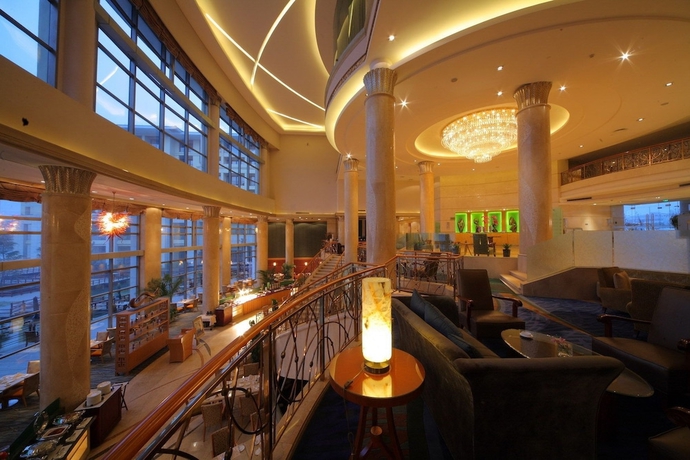 Imagen de los interiores del Hotel New Century Grand Kaifeng. Foto 17