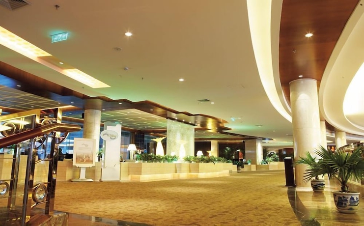 Imagen de los interiores del Hotel New Century Grand Xuzhou. Foto 15