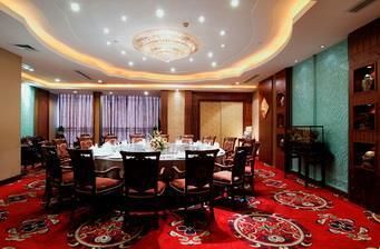 Imagen del bar/restaurante del Hotel New Century Manju Hotel The Old Bund of Ningbo. Foto 6