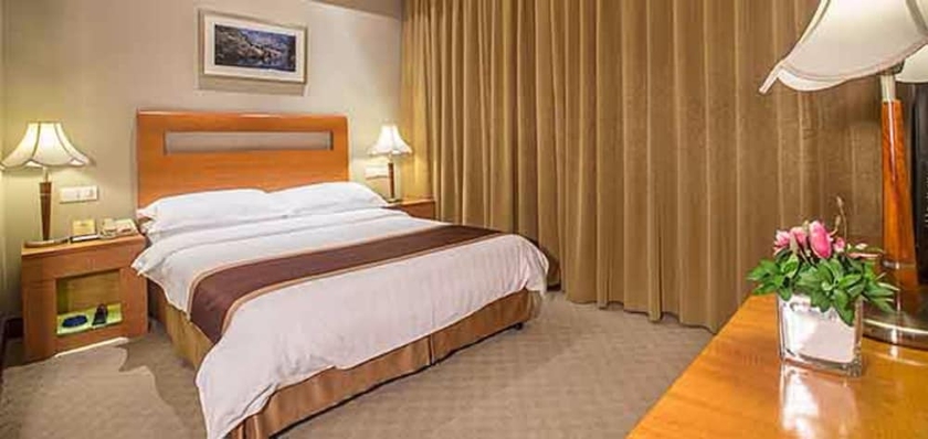 Imagen de la habitación del Hotel New Century Pudong Shanghai. Foto 4