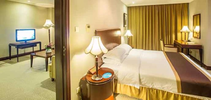 Imagen de la habitación del Hotel New Century Pudong Shanghai. Foto 9