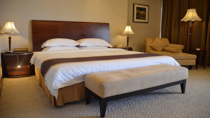 Imagen de la habitación del Hotel New Century Pudong Shanghai. Foto 12