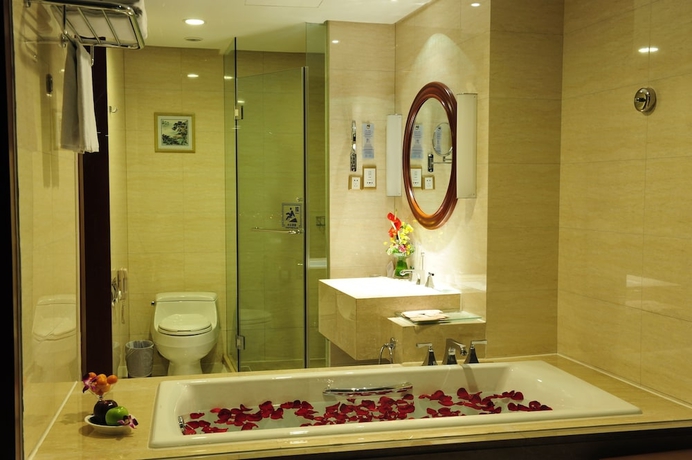 Imagen de la habitación del Hotel New Century Qiandao Longting. Foto 12