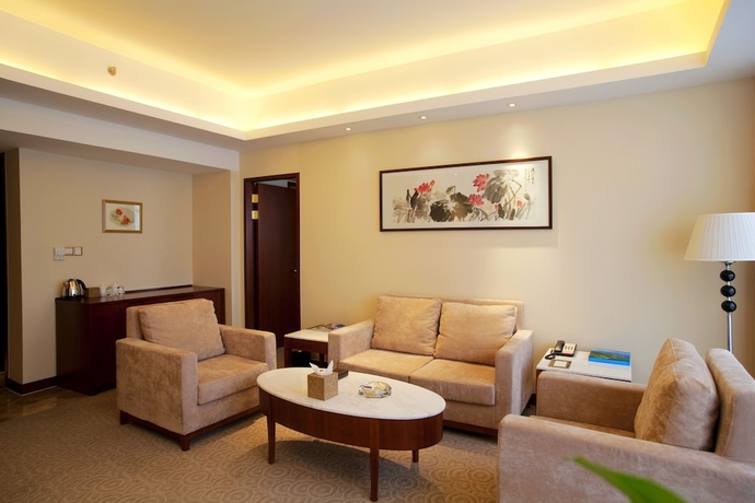 Imagen de la habitación del Hotel New Century Qiandao Longting. Foto 15