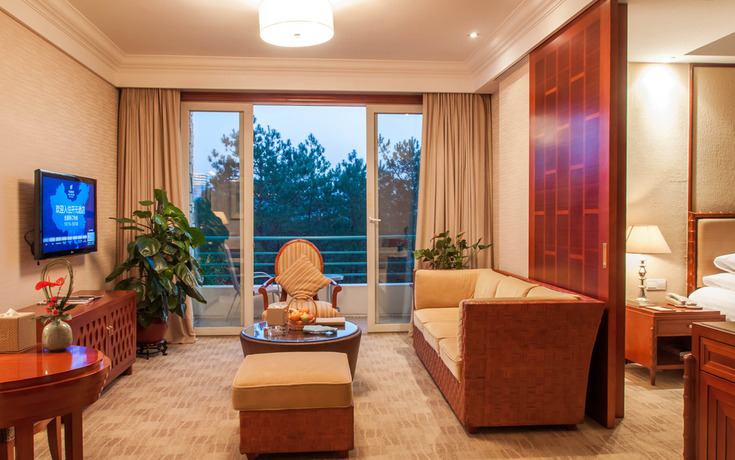 Imagen de la habitación del Hotel New Century Resort Qiandao Lake. Foto 17