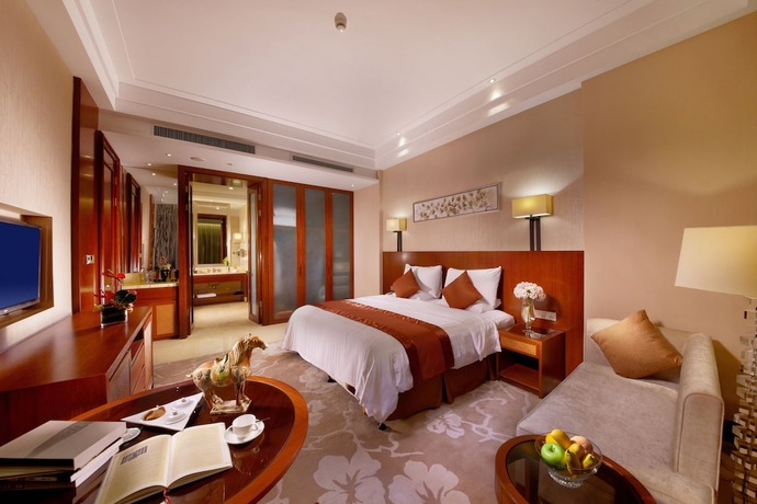 Imagen de la habitación del Hotel New Century Resort Siming Lake Yuyao. Foto 5