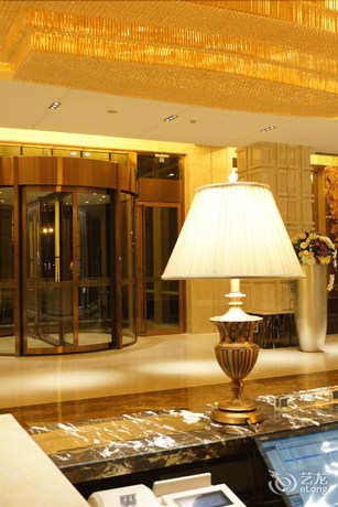 Imagen de los interiores del Hotel New Century - Suzhou. Foto 10