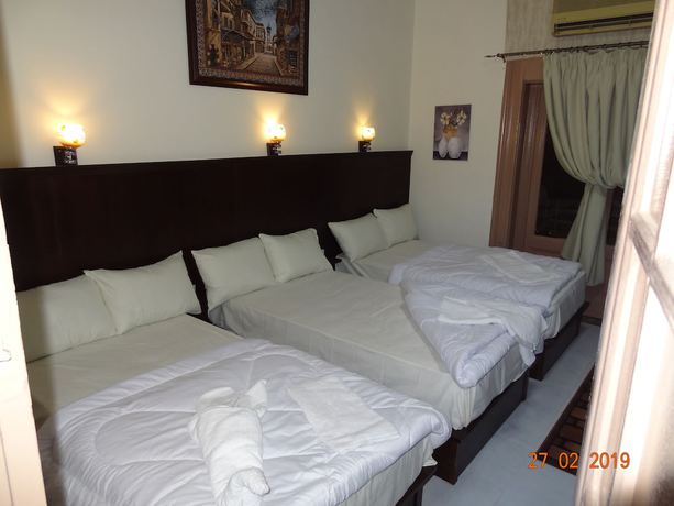 Imagen de la habitación del Hotel New City, El Cairo. Foto 4