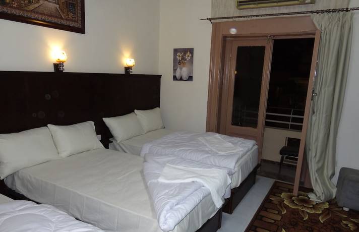 Imagen de la habitación del Hotel New City, El Cairo. Foto 13