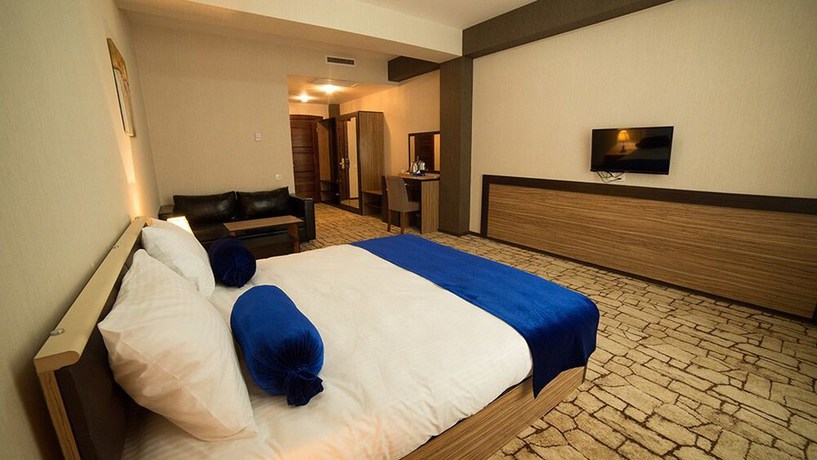 Imagen de la habitación del Hotel New City. Foto 2