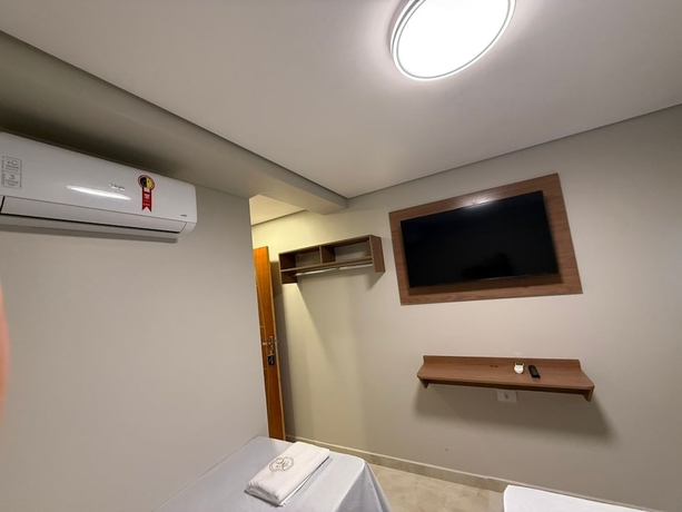 Imagen de los interiores del Hotel New City Guarulhos. Foto 9