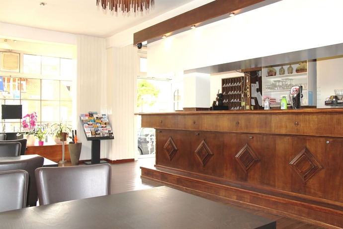 Imagen del bar/restaurante del Hotel New City Scheveningen. Foto 5
