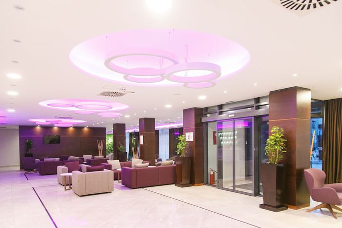 Imagen de los interiores del Hotel New City and Restaurant Ni&scaron;. Foto 20