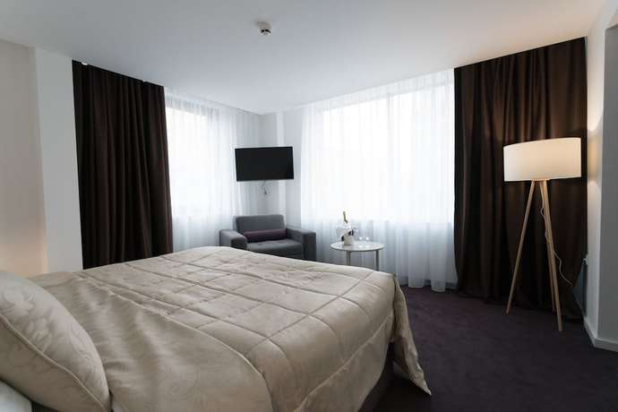 Imagen de la habitación del Hotel New City and Restaurant Ni&scaron;. Foto 14