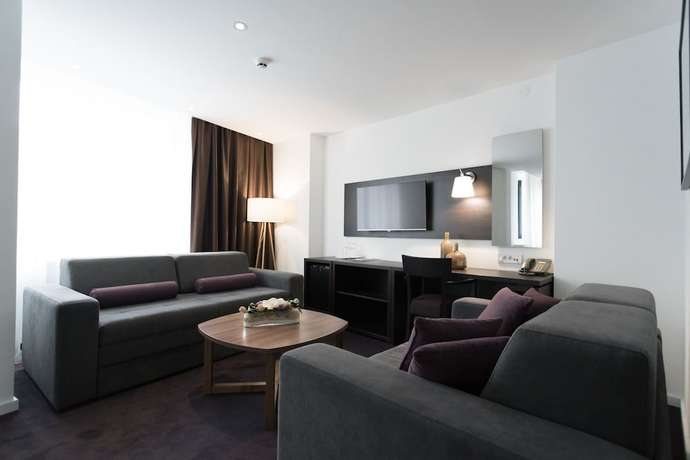 Imagen de la habitación del Hotel New City and Restaurant Ni&scaron;. Foto 15
