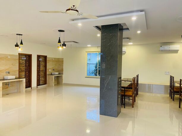 Imagen general del Hotel New Corbett and Resort. Foto 10