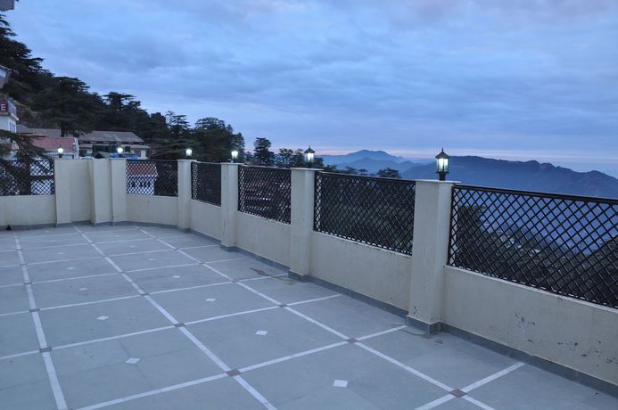 Imagen de los exteriores del Hotel New Cosmos, Shimla. Foto 17