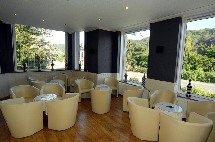 Imagen de los interiores del Hotel New De Lives. Foto 11