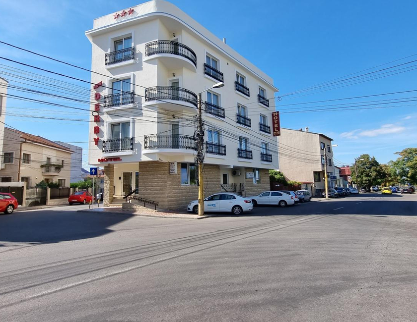Imagen general del Hotel New Derby. Foto 1