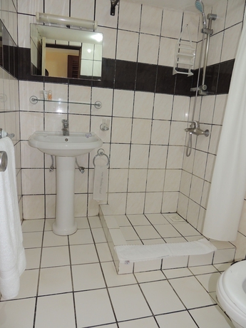 Imagen de la habitación del Hotel New Dodoma. Foto 18