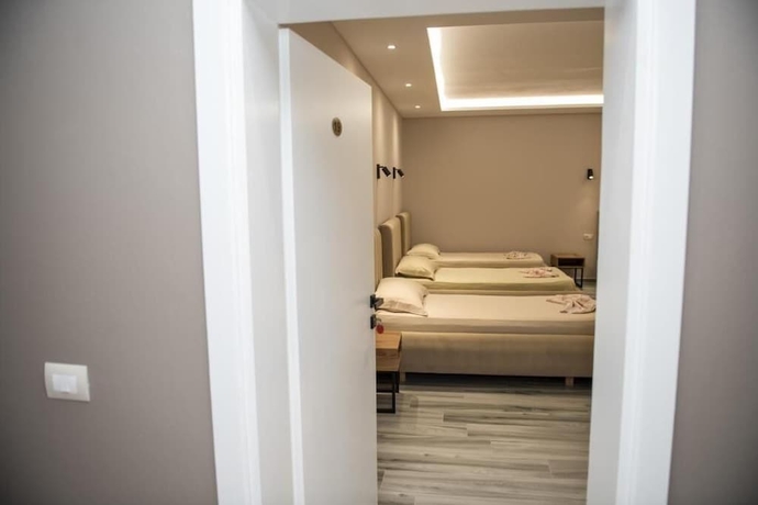 Imagen de la habitación del Hotel New Donantelo. Foto 12