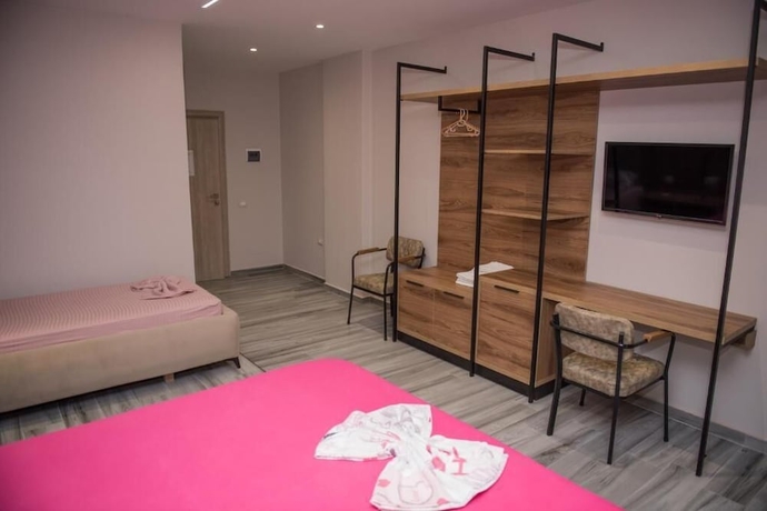 Imagen de la habitación del Hotel New Donantelo. Foto 13