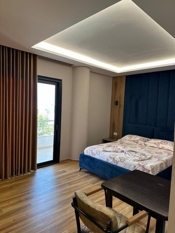 Imagen de la habitación del Hotel New Donantelo. Foto 14