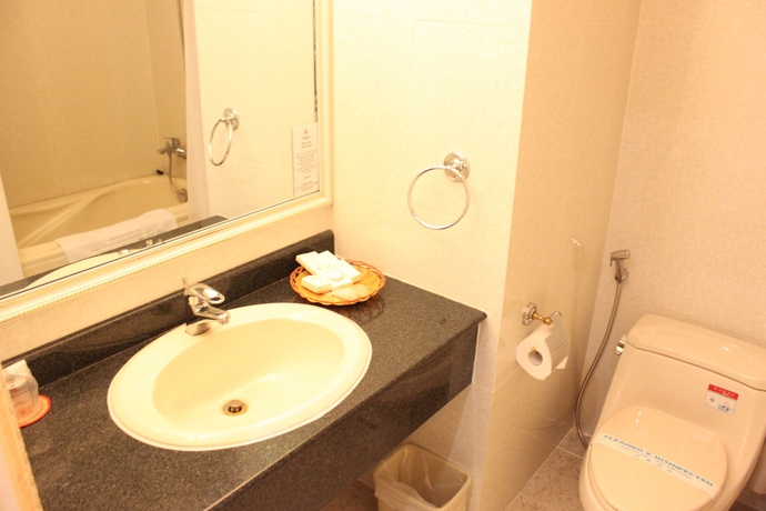 Imagen de la habitación del Hotel New Epoch. Foto 12
