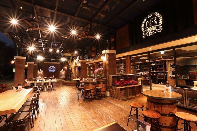 Imagen del bar/restaurante del Hotel New Era Art Resort And Spa. Foto 8