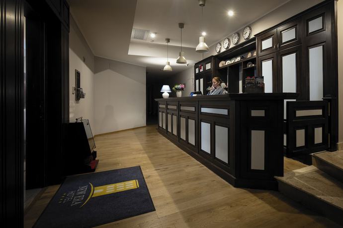 Imagen de los interiores del Hotel New Era Bucharest City. Foto 20