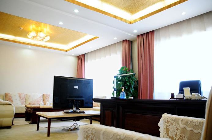 Imagen de la habitación del Hotel New Era Hotel. Foto 11