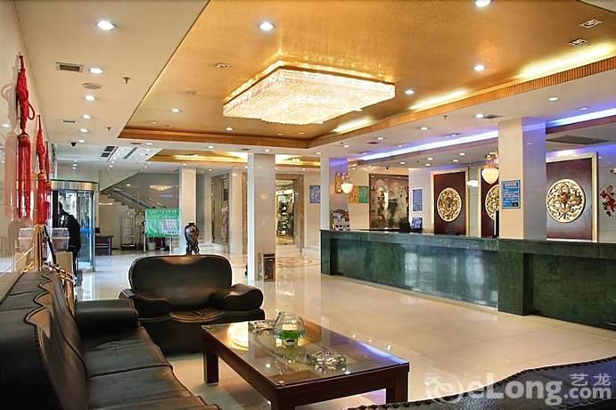 Imagen de los interiores del Hotel New Era Hotel. Foto 20