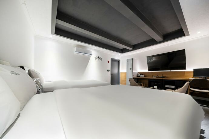 Imagen de la habitación del Hotel New Evergreen. Foto 21